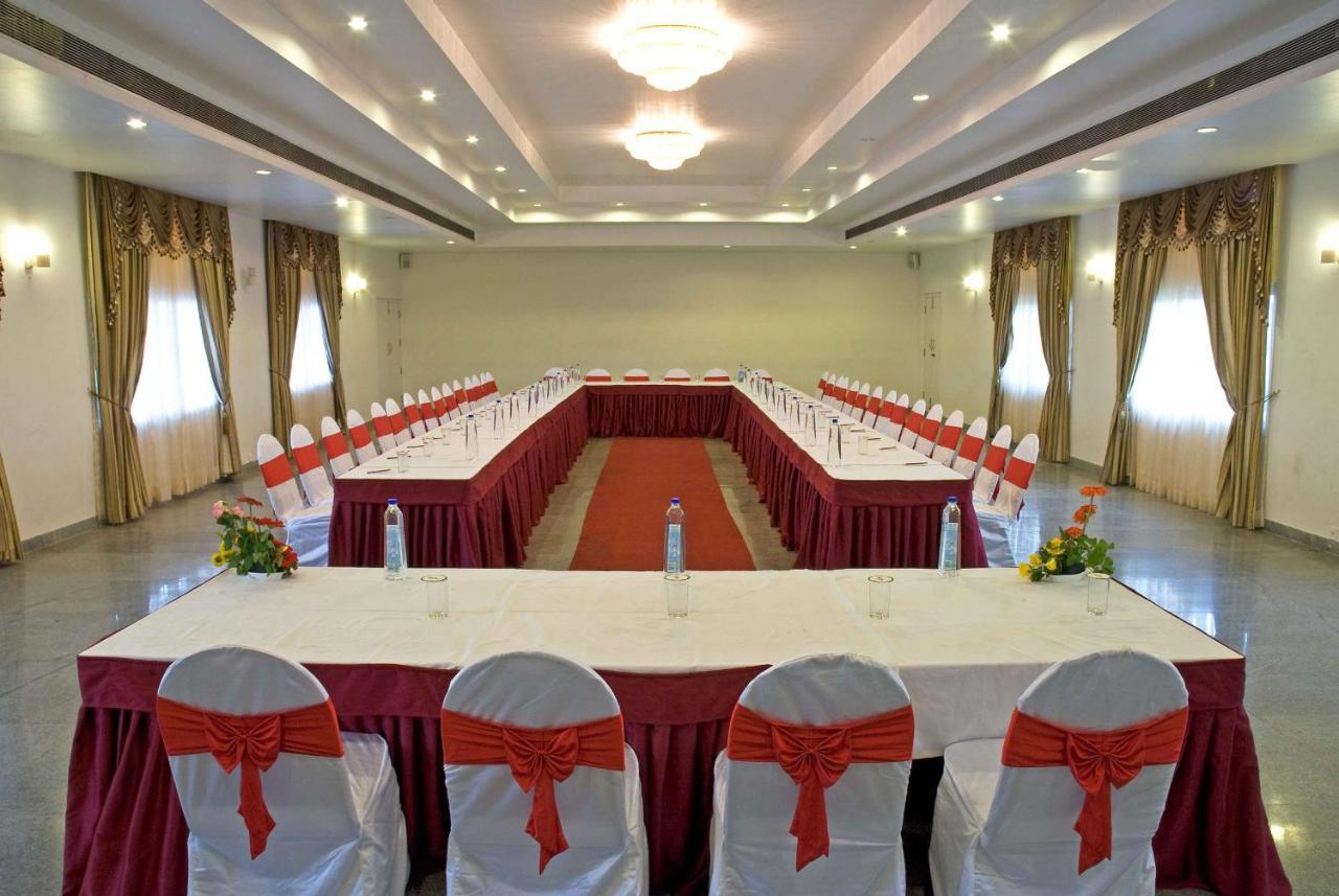 Kr Inn Hotel & Convention Centre Бангалор Экстерьер фото